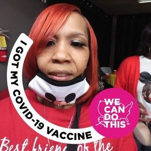 Meet your Posher, Ebony